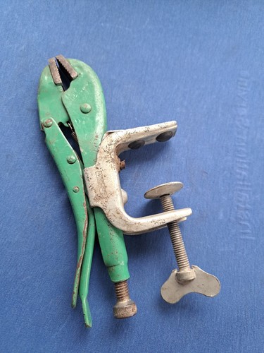 Mole grip bench - clamp., g