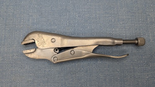 Rare 1945 elmo self grip - 7", self-grip